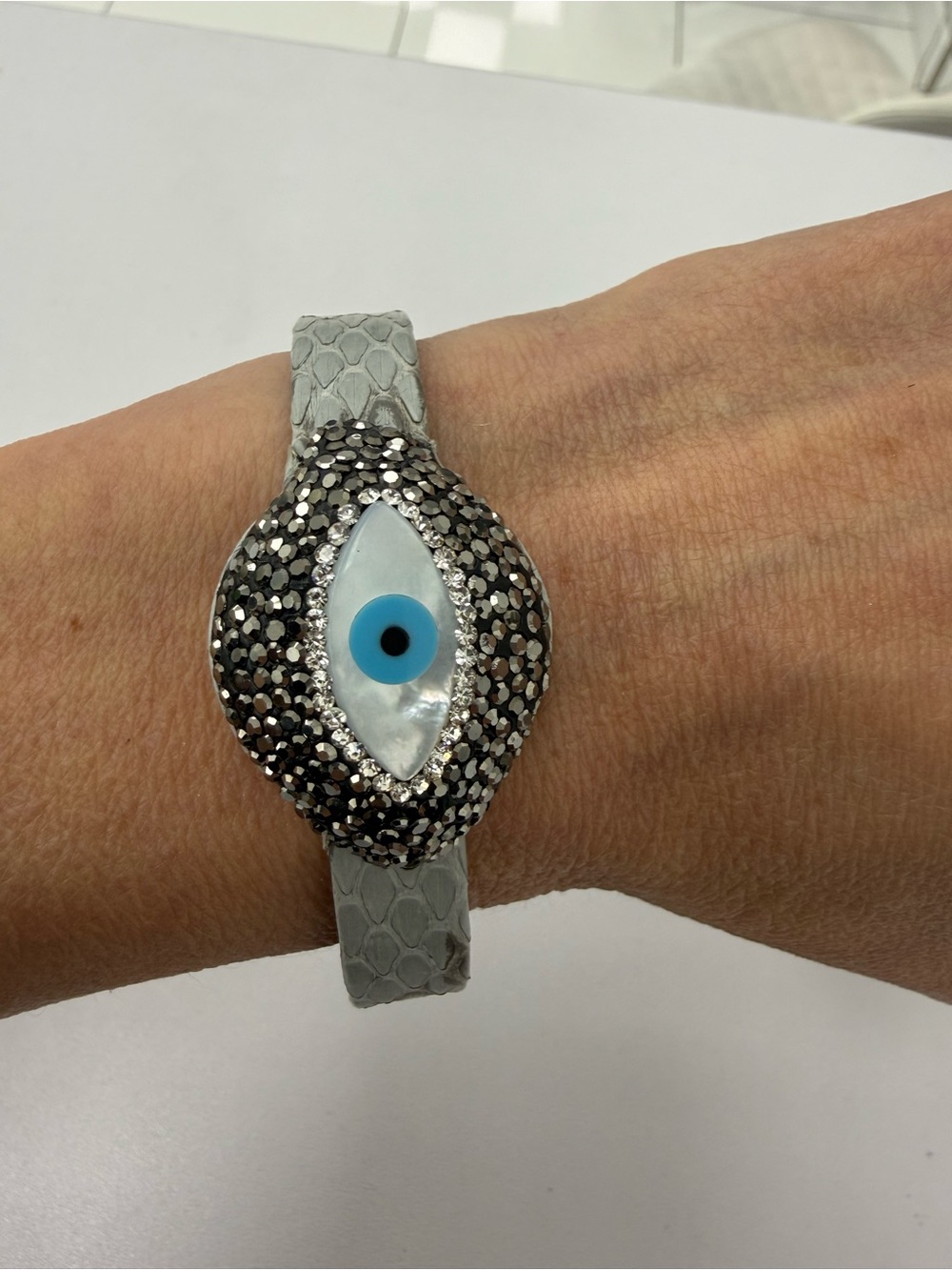 Silver Crystal Evil Eye Bracelet with genuine leather expandable band